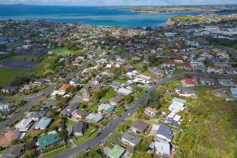 Photo of property in 14a Layton Road, Manly, Whangaparaoa, 0930