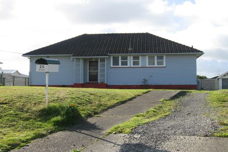 Photo of property in 25 Collins Crescent, Feilding, 4702