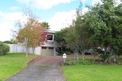 Photo of property in 2/33 Nelson Street, Howick, Auckland, 2014