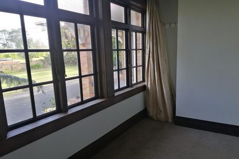 Photo of property in 18 Links Road, New Lynn, Auckland, 0600