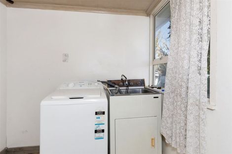 Photo of property in 149 Wainoni Road, Avondale, Christchurch, 8061