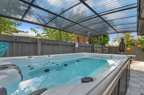 Photo of property in 6 Stonebridge Park Drive, Holdens Bay, Rotorua, 3010