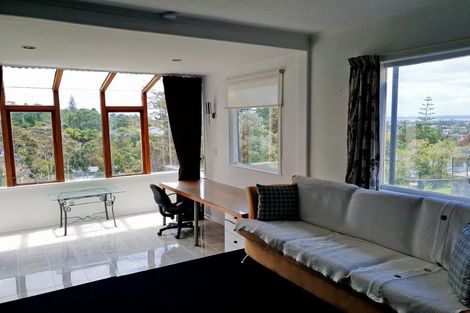 Photo of property in 211 Titirangi Road, Titirangi, Auckland, 0604