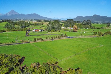 Photo of property in 151 Pheney Road, Omata, New Plymouth, 4374