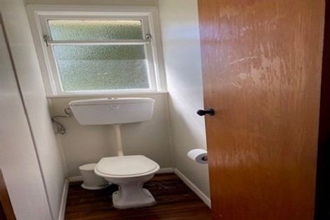 Photo of property in 8 Davidson Crescent, Tawa, Wellington, 5028