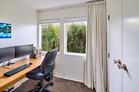 Photo of property in 2 Hawick Street, Karori, Wellington, 6012