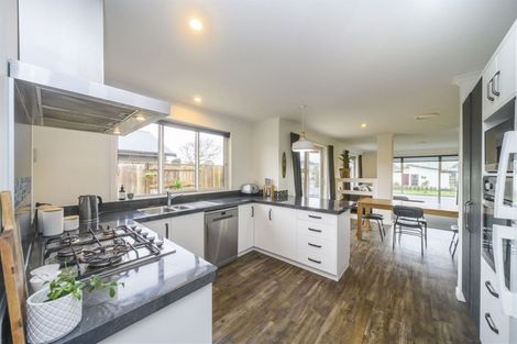 Photo of property in 32 Oak Crescent, Ashhurst, 4810