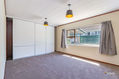 Photo of property in 1/4 Parera Grove, Heretaunga, Upper Hutt, 5018