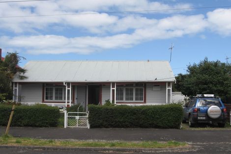 Photo of property in 3 Alexander Street, Whanganui, 4500