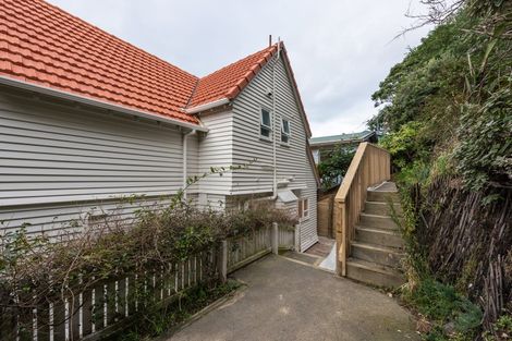 Photo of property in 51 Kainui Road, Hataitai, Wellington, 6021