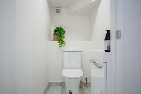 Photo of property in 28a Mckinstry Avenue, Mangere East, Auckland, 2024