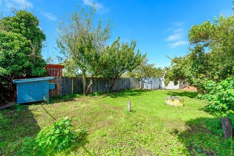 Photo of property in 437 Ferry Road, Woolston, Christchurch, 8023
