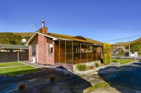 Photo of property in 5 Campbell Street, Sumner, Christchurch, 8081