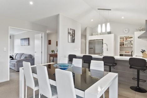 Photo of property in 9 Trauzer Place, Flagstaff, Hamilton, 3210