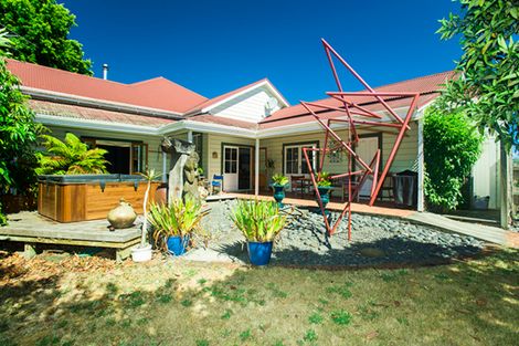 Photo of property in 52 Cameron Road, Makauri, Gisborne, 4071