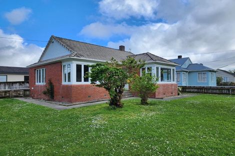 Photo of property in 151 Waddington Drive, Naenae, Lower Hutt, 5011