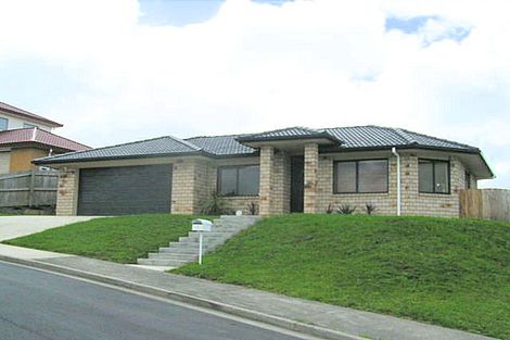 Photo of property in 5 Cloghan Close, Massey, Auckland, 0614