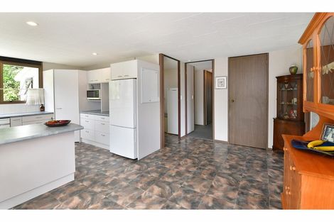 Photo of property in 16 Bay Vista Drive, Red Beach, 0932