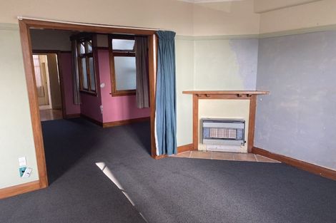 Photo of property in 6 Young Street, New Plymouth, 4310