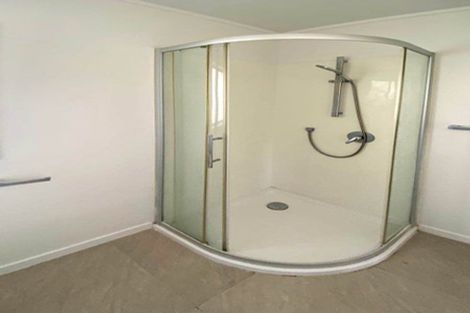 Photo of property in 105 Finlayson Avenue, Clendon Park, Auckland, 2103