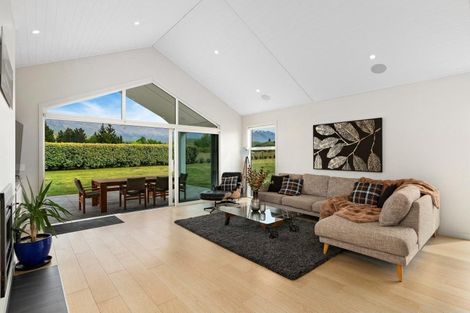 Photo of property in 28 Shortcut Road, Cromwell, 9310