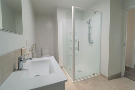 Photo of property in 1 Swamp Kauri Grove, Papakura, 2110