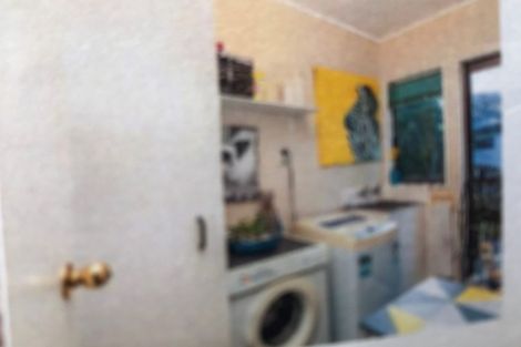 Photo of property in 5 San Bernadino Drive, Henderson, Auckland, 0612