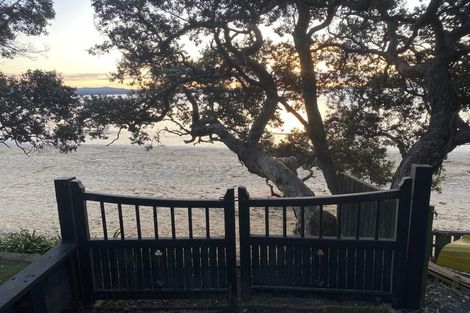 Photo of property in 490 Point Chevalier Road, Point Chevalier, Auckland, 1022