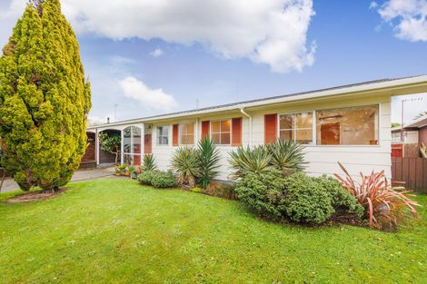 Photo of property in 5 Westhaven Grove, Takaro, Palmerston North, 4412