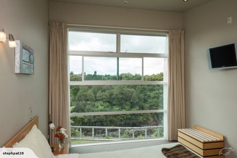 Photo of property in 1a Burgess Hill Road, Burgess Park, New Plymouth, 4371