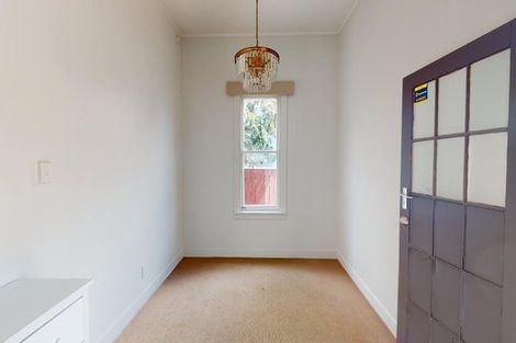 Photo of property in 37 Waldegrave Street, Palmerston North, 4410