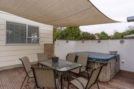 Photo of property in 32 Colville Street, Masterton, 5810