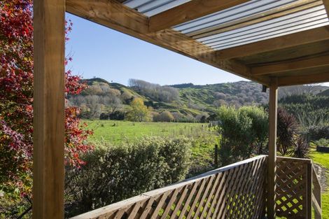 Photo of property in 911 Kanakanaia Road, Whatatutu, Te Karaka, 4091