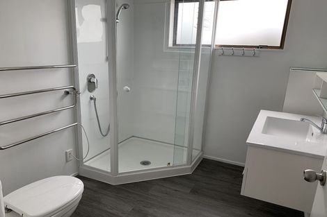 Photo of property in 23a Melandra Road, Stanmore Bay, Whangaparaoa, 0932