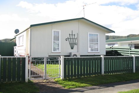 Photo of property in 22 Stockdale Street, Wainuiomata, Lower Hutt, 5014