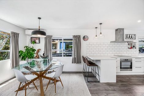 Photo of property in 3/27 Northall Road, New Lynn, Auckland, 0600