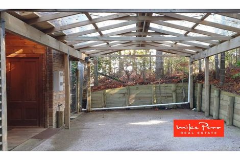 Photo of property in 4 Arama Avenue, Titirangi, Auckland, 0604