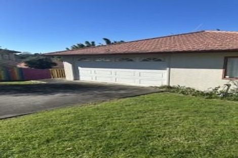 Photo of property in 31 Copplestone Place, New Lynn, Auckland, 0600