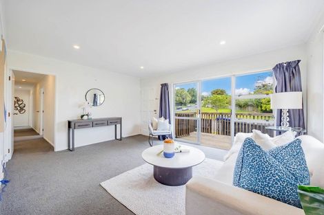 Photo of property in 138 Moire Road, West Harbour, Auckland, 0618
