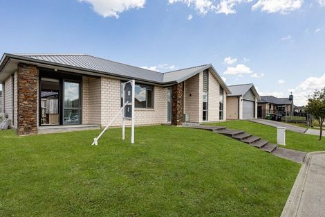 Photo of property in 30 Ruru Street, Cambridge, 3434