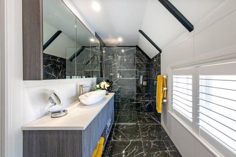 Photo of property in 31 Haronga Road, Inner Kaiti, Gisborne, 4010