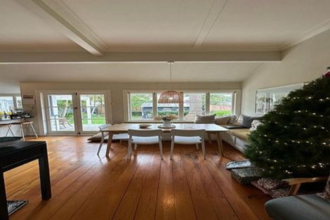 Photo of property in 38 Edgars Road, Westmere, Auckland, 1022