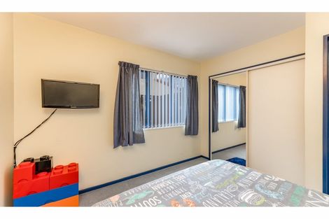 Photo of property in 1/22 Aston Drive, Waimairi Beach, Christchurch, 8083