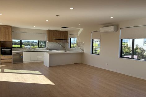 Photo of property in 10a Mclarin Road, Glenbrook, 2681