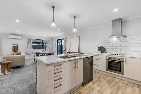 Photo of property in 15 Katrine Drive, Marshland, Christchurch, 8083