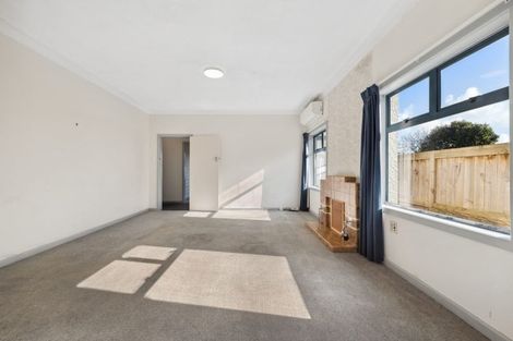 Photo of property in 23 Turi Street, Welbourn, New Plymouth, 4312