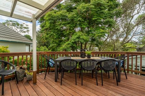 Photo of property in 13b Rodney Road, Northcote Point, Auckland, 0627