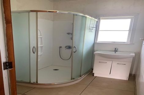 Photo of property in 42 Alverston Street, Waterview, Auckland, 1026