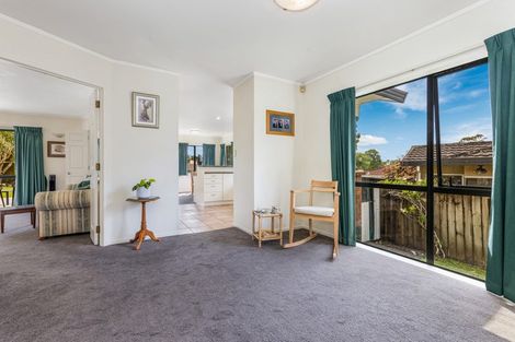 Photo of property in 8 Millstream Drive, Henderson, Auckland, 0610