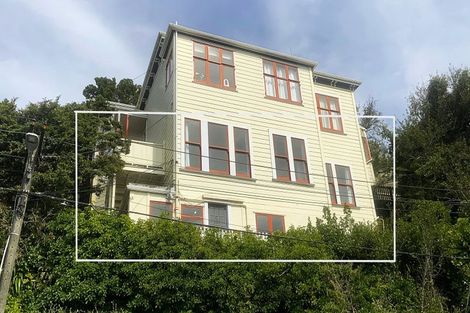 Photo of property in 88 Kelburn Parade, Kelburn, Wellington, 6012